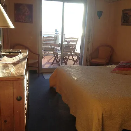 La Caravelle Hotel Fréjus