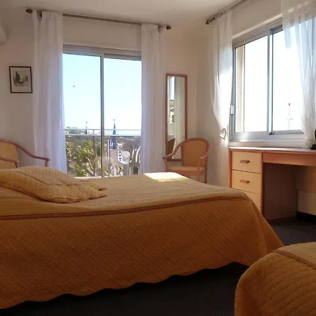 La Caravelle Hotel 3*